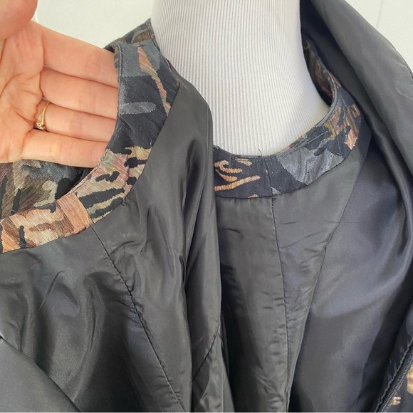 Teri Jon Jacquard Sleeveless Pencil Dress Embellished Jewel Neckline Metallic 16 - Picture 9 of 13